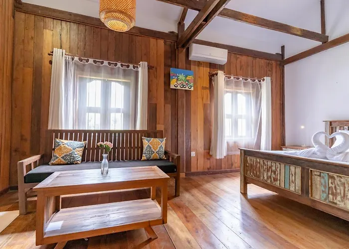 Casa *